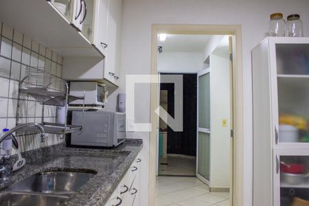 Casa de condomínio à venda com 192m², 4 quartos e 4 vagasCozinha