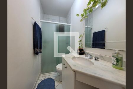 Casa de condomínio à venda com 192m², 4 quartos e 4 vagasBanheiro Suíte 01