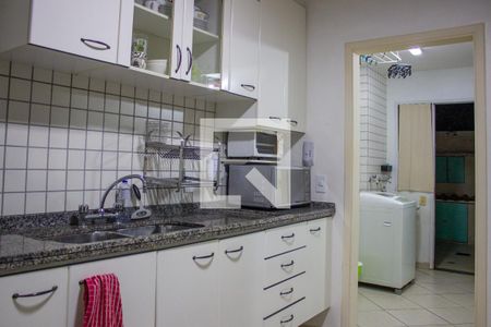 Casa de condomínio à venda com 192m², 4 quartos e 4 vagasCozinha