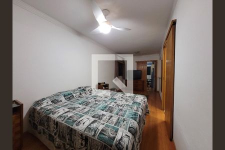 Casa de condomínio à venda com 192m², 4 quartos e 4 vagasSuíte 02