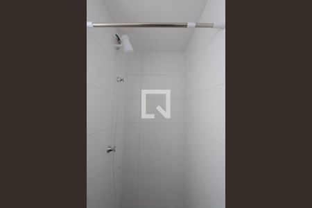Banheiro de apartamento para alugar com 2 quartos, 37m² em Jardim Adutora, São Paulo