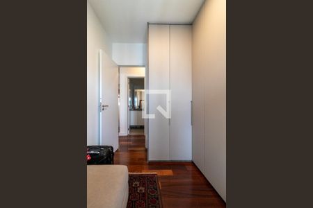 Quarto de apartamento à venda com 2 quartos, 70m² em Vila Romana, São Paulo