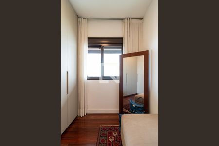 Quarto de apartamento à venda com 2 quartos, 70m² em Vila Romana, São Paulo