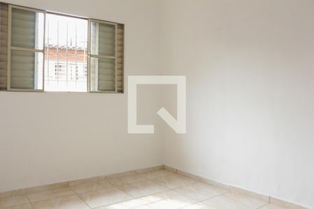 Quarto de casa para alugar com 2 quartos, 50m² em Jardim Bonfiglioli, São Paulo