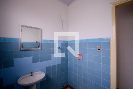 Banheiro de casa para alugar com 1 quarto, 65m² em Vila Moraes, São Paulo