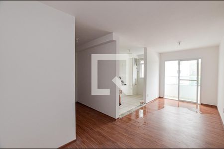 Sala de apartamento para alugar com 3 quartos, 90m² em Maria Paula, Niterói