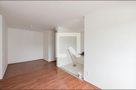 Sala de apartamento para alugar com 3 quartos, 90m² em Maria Paula, Niterói