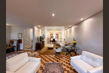 Sala de casa para alugar com 4 quartos, 260m² em Granja Julieta, São Paulo