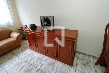 Sala de apartamento para alugar com 2 quartos, 90m² em Guilhermina, Praia Grande