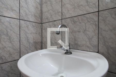 Casa para alugar com 53m², 1 quarto e sem vagaBanheiro
