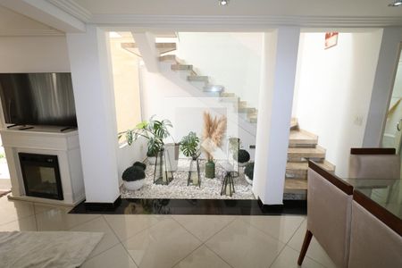 Sala de casa para alugar com 2 quartos, 400m² em Parque Edu Chaves, São Paulo