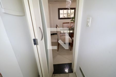 Casa para alugar com 400m², 2 quartos e 2 vagasBanheiro 3