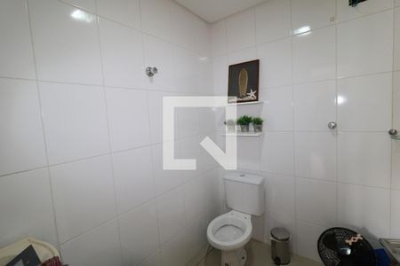 Casa para alugar com 400m², 2 quartos e 2 vagasBanheiro da Suíte 2