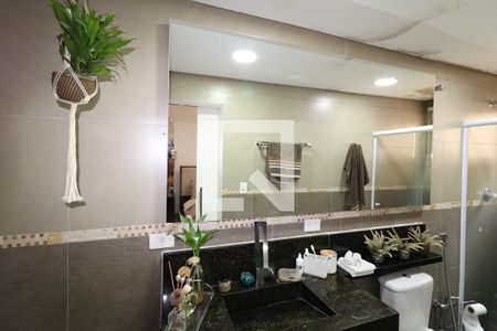 Casa para alugar com 400m², 2 quartos e 2 vagasBanheiro da Suíte 1