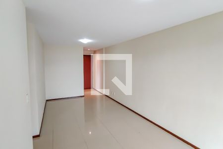 sala de apartamento à venda com 3 quartos, 82m² em Pechincha, Rio de Janeiro