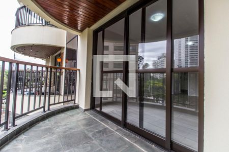 Apartamento à venda com 112m², 4 quartos e 2 vagasVaranda gourmet