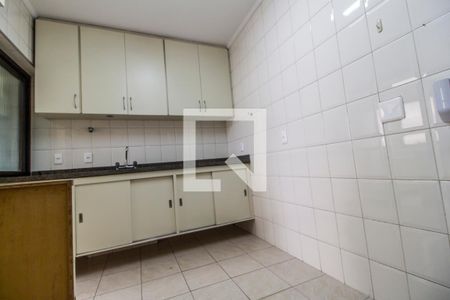 Apartamento à venda com 112m², 4 quartos e 2 vagasCozinha
