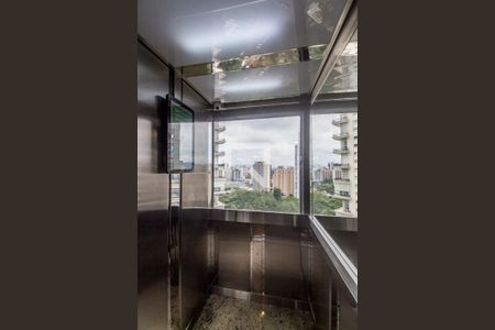 Apartamento à venda com 112m², 4 quartos e 2 vagasÁrea comum