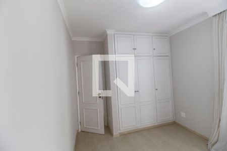 Apartamento à venda com 112m², 4 quartos e 2 vagasQuarto 2