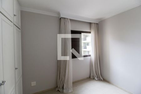 Apartamento à venda com 112m², 4 quartos e 2 vagasQuarto 2