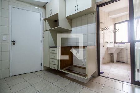 Apartamento à venda com 112m², 4 quartos e 2 vagasCozinha