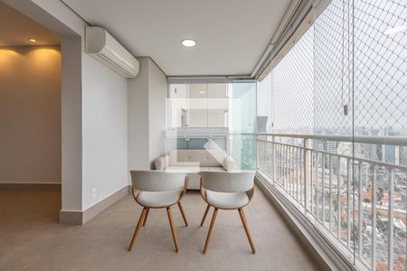 Varanda de apartamento para alugar com 2 quartos, 90m² em Pinheiros, São Paulo