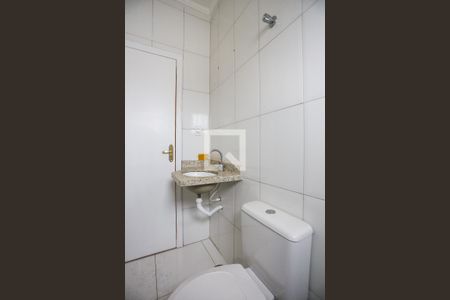 Casa para alugar com 230m², 4 quartos e 2 vagasBanheiro