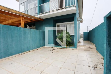 Casa para alugar com 230m², 4 quartos e 2 vagasEntrada e garagem