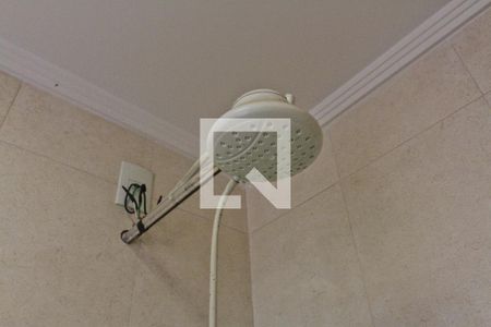 Casa à venda com 338m², 4 quartos e 2 vagas Casa à venda com 338m², 4 quartos e 2 vagasBanheiro de serviço