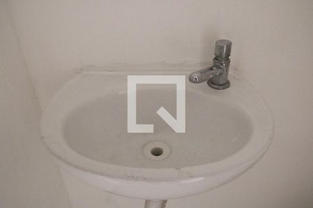 Casa de condomínio para alugar com 75m², 2 quartos e 1 vagaLavabo