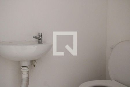 Casa de condomínio para alugar com 75m², 2 quartos e 1 vagaLavabo