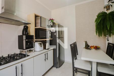 Apartamento à venda com 86m², 4 quartos e 1 vagaCozinha e Área de Serviço