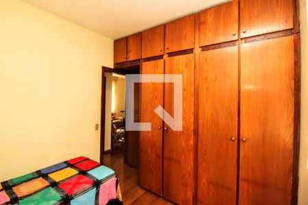 Apartamento à venda com 140m², 3 quartos e 2 vagasQuarto 