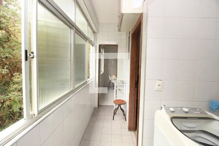 Apartamento à venda com 140m², 3 quartos e 2 vagasÁrea de serviço 