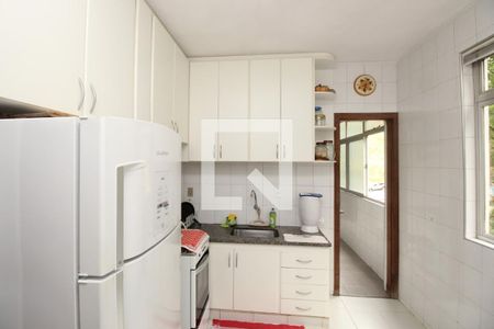 Apartamento à venda com 140m², 3 quartos e 2 vagasCozinha 