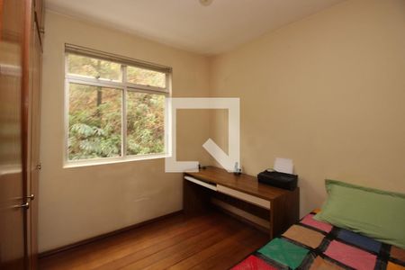 Apartamento à venda com 140m², 3 quartos e 2 vagasQuarto 