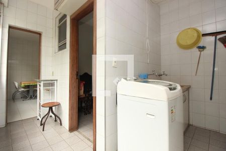 Apartamento à venda com 140m², 3 quartos e 2 vagasÁrea de serviço 