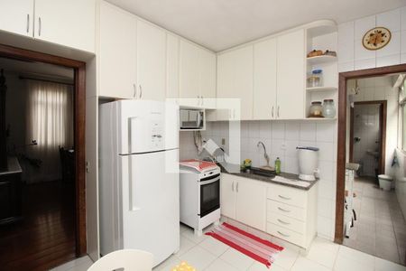 Apartamento à venda com 140m², 3 quartos e 2 vagasCozinha 