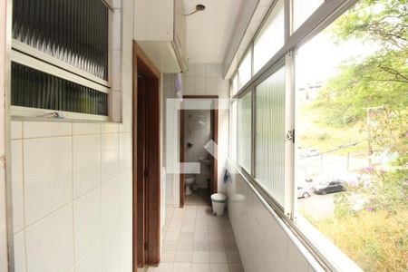 Apartamento à venda com 140m², 3 quartos e 2 vagasÁrea de serviço 