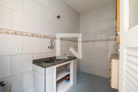 Casa para alugar com 50m², 1 quarto e 1 vagaÁrea de Serviço