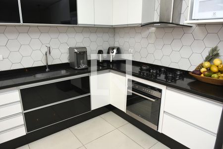 Casa à venda com 202m², 3 quartos e 2 vagasCozinha