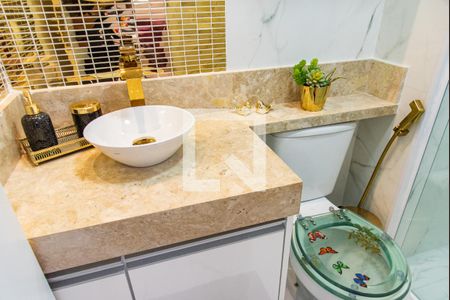 Apartamento à venda com 52m², 2 quartos e 1 vaga Apartamento à venda com 52m², 2 quartos e 1 vagaBanheiro da suíte