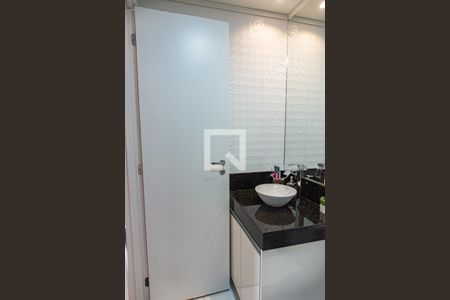 Apartamento à venda com 52m², 2 quartos e 1 vaga Apartamento à venda com 52m², 2 quartos e 1 vagaBanheiro