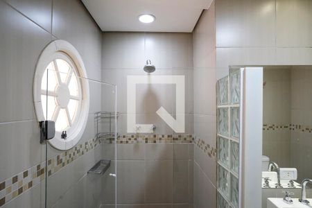 Casa à venda com 280m², 3 quartos e 2 vagasBanheiro da Suíte