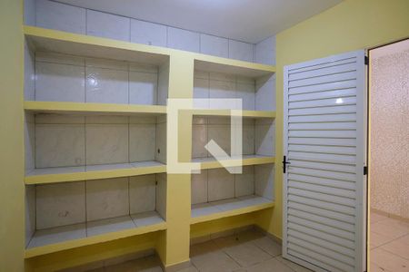 Casa à venda com 280m², 3 quartos e 2 vagasQuarto Área de Serviço