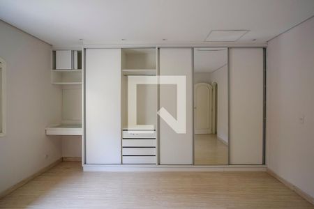 Casa à venda com 280m², 3 quartos e 2 vagasQuarto 1