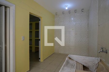 Casa à venda com 280m², 3 quartos e 2 vagasÁrea de Serviço
