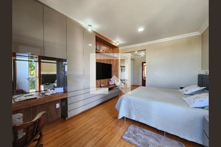 Quarto suíte de casa de condomínio à venda com 3 quartos, 450m² em Alphaville Nova Lima, Nova Lima