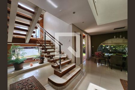 Escada - sala jantar de casa de condomínio à venda com 3 quartos, 450m² em Alphaville Nova Lima, Nova Lima