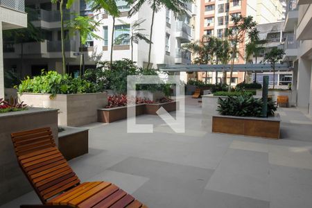 Apartamento para alugar com 100m², 3 quartos e 2 vagas Apartamento para alugar com 100m², 3 quartos e 2 vagasÁrea comum